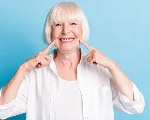 woman smiling with dentures